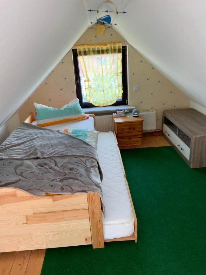 Ferien/ Monteurzimmer Mit Gemeinsam Wozi, Kue, Bad, Wlan Magdeburg Eksteriør bilde
