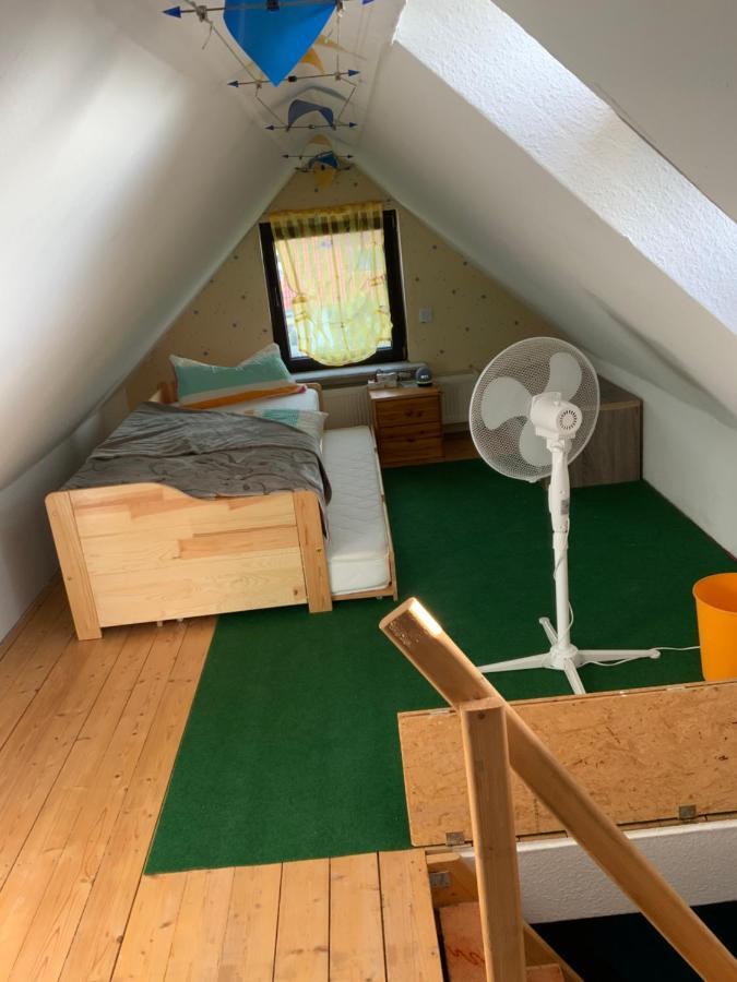 Ferien/ Monteurzimmer Mit Gemeinsam Wozi, Kue, Bad, Wlan Magdeburg Eksteriør bilde